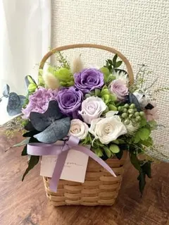 ＊*..爽やかなミントグリーンのお花を添えて..＊°..おしゃれなルームフラワー 爽やかなミントグリーンのお花を添えて..＊°..おしゃれなルーム