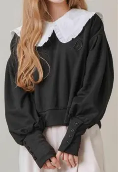 新品！タグ付き！★極美品★ ワンポイント刺しゅうショート丈スウェット　かわいい