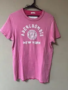 【新品】Abercrombie & Fitch ピンク Tシャツ S