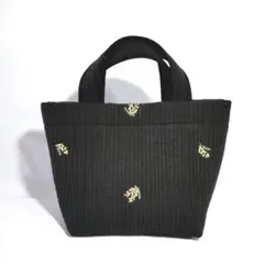 Item thumbnail for item 27d1dca3-9ed9-4716-836c-05e5facd1e70