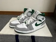 Nike GS Air Jordan 1 Mid SE