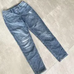 UNIQLO ダメージ加工 スリムフィットパンツ　デニム 140