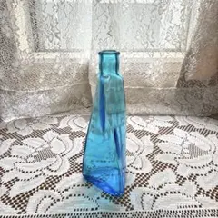 ブルーガラス フラワーベース 花瓶 一輪挿し