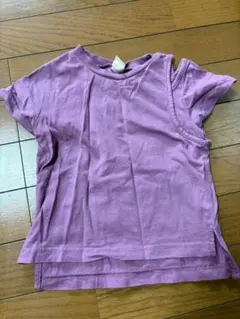 Tシャツ 紫色