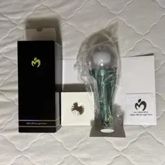 【箱付き・おまけ付】Mrs. GREEN APPLE ミセス　ペンライト 箱付き】Mrs. GREEN APPLE 公式ペンライト ミセス おまけ付き - メルカリ