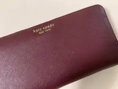kate spade バーガンディ 長財布のサムネイル