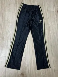 adidas ストライプ ジャージパンツ S 黒 - メルカリ