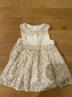 花柄ワンピース