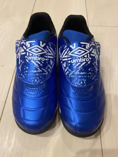 umbro トレーニングシューズ　アクセレイター