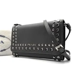値下　美品プラダ PRADA 2Wayショルダーウォレット 財布スタッズ保存袋付のサムネイル