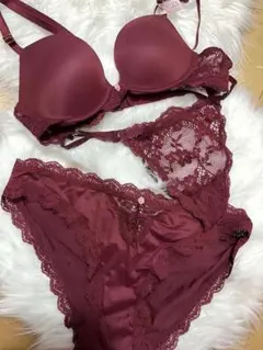 Victoria's Secret ブラジャーショーツセット 32D ラベンダー - メルカリ