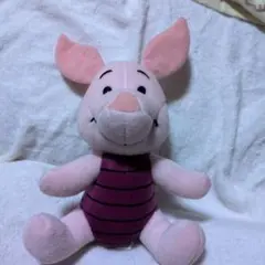 ディズニー　くまのプーさん　ピグレットぬいぐるみ