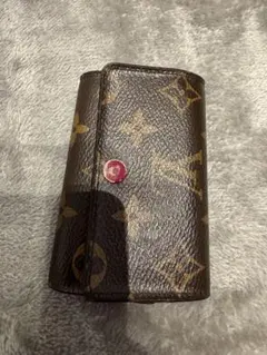 Louis Vuitton モノグラム レザーキーケース