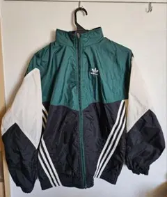 adidas ナイロンジャケット 常田