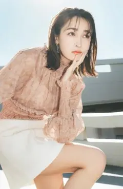 美品★rienda★シャーリング シフォン ブラウス Fのサムネイル