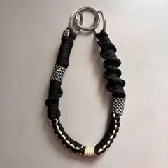 パラコード ハンドストラップ 黒black ミニマル スマホ 携帯 ハンドメイド