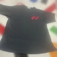 YONEX Tシャツ ブラック レッドロゴ Sサイズ