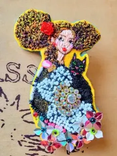 あ*こ様 ⑧S　ハンドメイド刺繍ビーズブローチ/キーホルダー