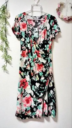 【極美ライン】USAインポート パープルレインカシュクールワンピース 花柄L相当のサムネイル