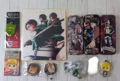 進撃の巨人　11点　ストラップ　缶ペンケース　付箋　ミニ色紙　セリフ缶バッジ