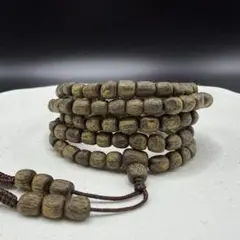 L056 極上伽羅 天然沈香 香木ブレスレット重さ13.6 g(高ランク本物) L056 極上伽羅 天然沈香 香木ブレスレット重さ13.6 g(高ランク本物