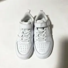 美品NIKE 【コートバーロウLOW2】スニーカー ホワイト 【18.5cm】のサムネイル