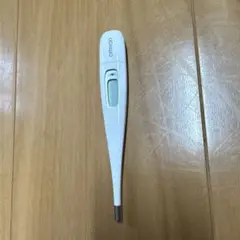 体温計の写真休みたい時にどうぞ - メルカリ