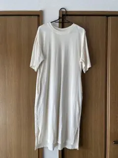 UNIQLO ワンピース　白　ホワイト　妊婦　出産