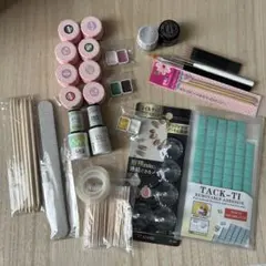 ネイルアート用具セットとカラージェル