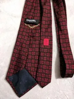 CHANEL シャネル ネクタイ ユーズド美品+レトロカフス+PBタイ１本