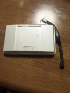 Nintendo DS シルバー 本体 ストラップ付き
