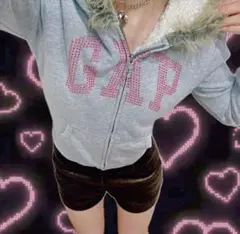 ★GAPギャップ★短丈 ファーパーカー グレー ピンクy2k 平成ギャル 裏ボア