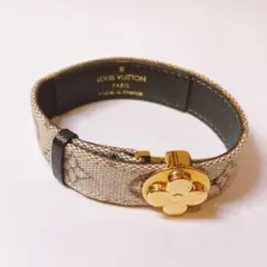 Item thumbnail for item ea8ae5d2-746f-4803-b1df-be271b9c654c