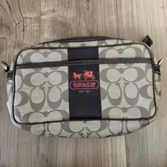 COACH レザーバッグ ロゴ入り