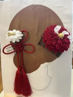 和装髪飾り 赤白花モチーフ タッセル付き
