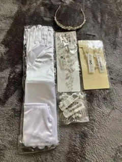 【シーイン　ウエディング　前撮り　ティアラ　アクセサリーなど4点まとめ売り】