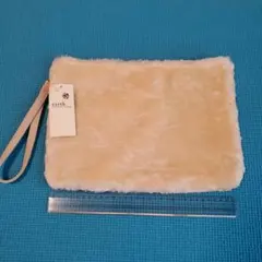 【未使用品】earth music&ecology ファークラッチバッグ