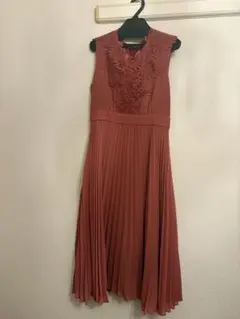 【12/21まで】テラコッタ色ノースリーブパーティードレス