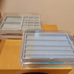 無印良品重なるアクリルケース