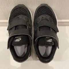 Item thumbnail for item f056ff39-7f6a-4f3b-bdf2-a4fd4565fa7b