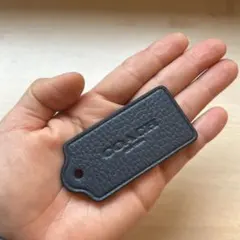 コーチ　チャーム　バッグチャーム　ロゴプレート　レザー　ネイビー