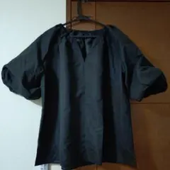 AZULバルーン袖 黒 VネックシャツMのサムネイル