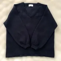 Vネックセーター