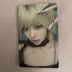 LESSERAFIM HOT global 特典　ウンチェ　トレカ