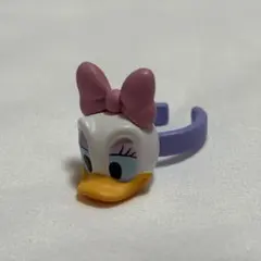 ディズニーストア　デイジー　リングのサムネイル