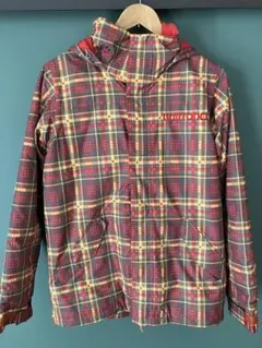 Burton 子ども用 スノーボードウェア 赤と黄色のチェック柄