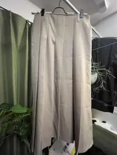 GU プリーツスカート ベージュ L ゴムウエスト 春夏 韓国風 通勤にも