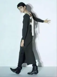 LEINWANDE ニットワンピース　カーキのサムネイル