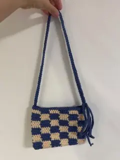 Item thumbnail for item 0e202d3c-73d0-4039-9605-7d59a3b65083