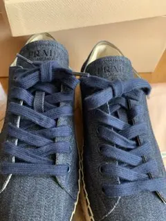 naaaan様☆PRADA ☆スニーカー　ネイビー　デニム生地のサムネイル